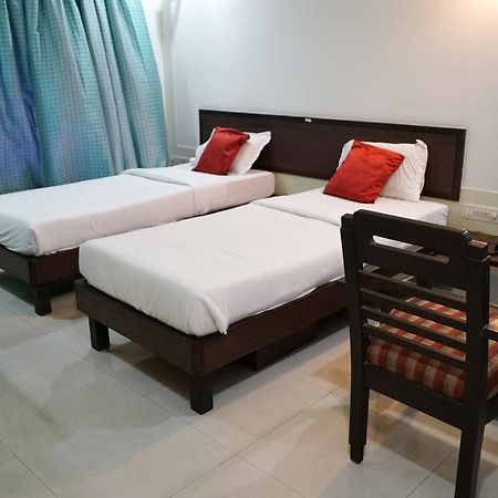 Le Royale Hotel Dadra Exterior photo