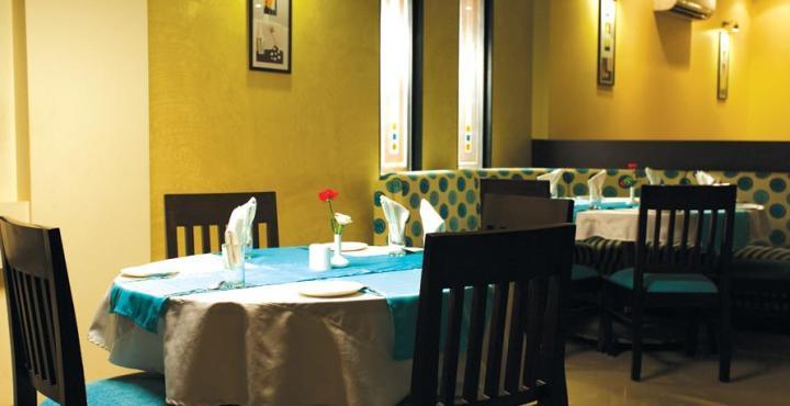 Le Royale Hotel Dadra Exterior photo